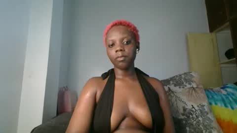 Snapshot of drip_doll_ chatting on 12, 11, 2025 Kimberly online show from 12, 11, 2025