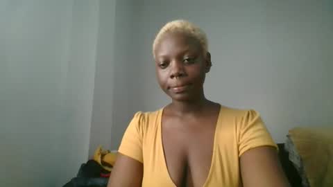 Snapshot of drip_doll_ chatting on 17, 12, 2025 Kimberly online show from 17, 12, 2025