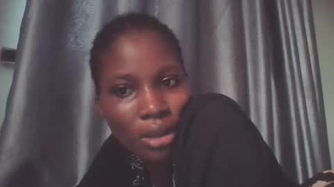 Snapshot of drippingpussy__ chatting on 2, 11, 2025 drippingpussy__ online show from 2, 11, 2025