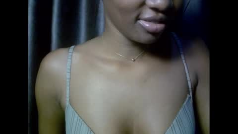 Snapshot of drippingpussy__ chatting on 9, 11, 2025 drippingpussy__ online show from 9, 11, 2025