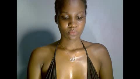 Snapshot of drippingpussy__ chatting on 1, 12, 2025 drippingpussy__ online show from 1, 12, 2025