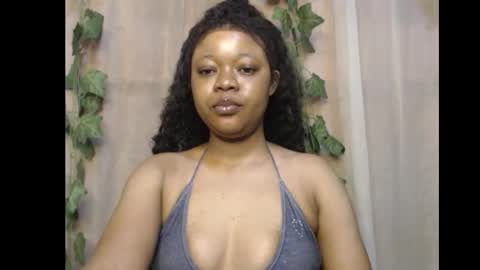Snapshot of dripqueenx chatting on 24, 11, 2025 linda online show from 24, 11, 2025