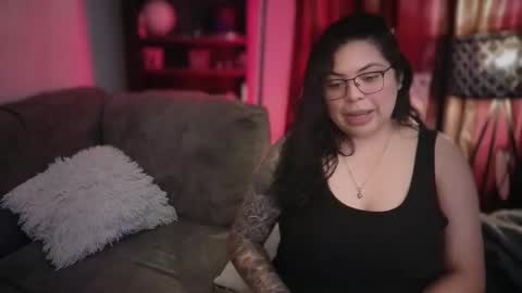 Snapshot of drizzypeach602 chatting on 10, 6, 2026 Drizzypeach602 online show from 10, 6, 2026