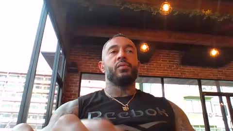 Snapshot of drofitness_ chatting on 15, 10, 2025 PlayWithFire online show from 15, 10, 2025