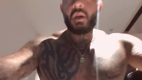 Snapshot of drofitness_ chatting on 16, 10, 2025 PlayWithFire online show from 16, 10, 2025