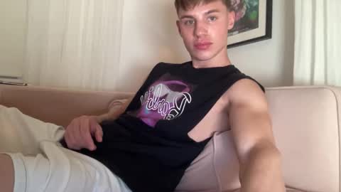 Snapshot of droll_guy chatting on 2, 11, 2025 droll_guy online show from 2, 11, 2025