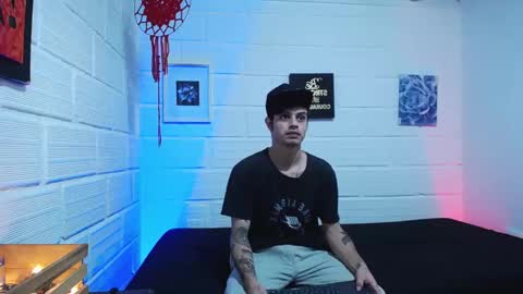 Snapshot of drumcore_01 chatting on 24, 11, 2025 Drum-Core online show from 24, 11, 2025