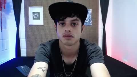 Snapshot of drumcore_01 chatting on 26, 11, 2025 Drum-Core online show from 26, 11, 2025