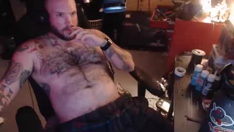 Snapshot of drzzzk chatting on 6, 11, 2025 drzzzk online show from 6, 11, 2025