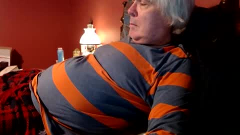 Snapshot of dug38 chatting on 10, 2, 2025 Doug online show from 10, 2, 2025