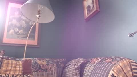 Snapshot of dug38 chatting on 17, 2, 2025 Doug online show from 17, 2, 2025