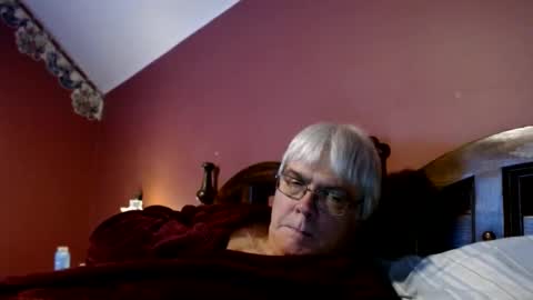 Snapshot of dug38 chatting on 21, 2, 2025 Doug online show from 21, 2, 2025