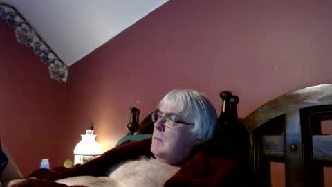 Snapshot of dug38 chatting on 24, 2, 2025 Doug online show from 24, 2, 2025