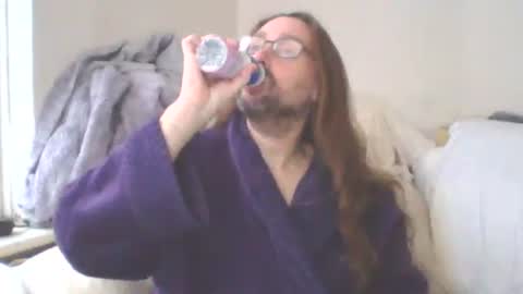 Snapshot of dukenucum73 chatting on 12, 10, 2025 chris online show from 12, 10, 2025