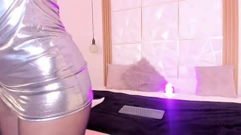   online show from 5, 11, 2025