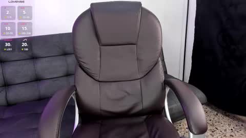 Snapshot of dulce_kitty13 chatting on 14, 11, 2025 Kitty online show from 14, 11, 2025