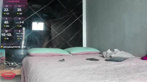 Snapshot of dulce_melodia chatting on 7, 3, 2025 dulce melodia online show from 7, 3, 2025