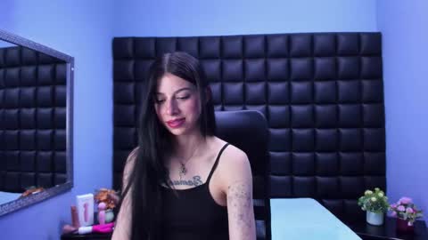 dulce_miiaa online show from 18, 4, 2026