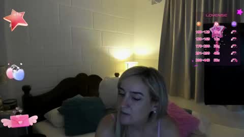 Sweetnina online show from 9, 3, 2025