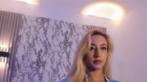 Snapshot of dulcinea_2 chatting on 7, 10, 2025 dulcinea 2 online show from 7, 10, 2025