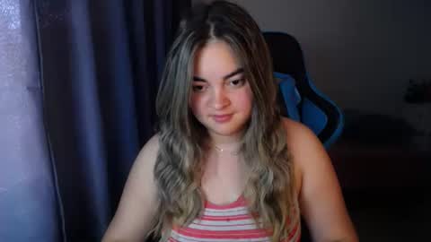 Nicole   online show from 18, 12, 2024