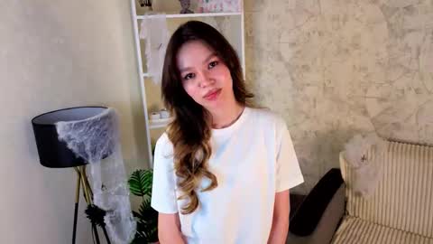 Snapshot of dungcoolbeth chatting on 3, 11, 2025 Lanna online show from 3, 11, 2025