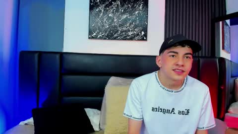 Thomas and Noah online show from 4, 11, 2025