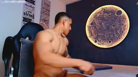 duran_dhikol1 online show from 26, 2, 2026