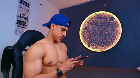 Snapshot of duran_dhikol1 chatting on 9, 6, 2026 duran_dhikol1 online show from 9, 6, 2026