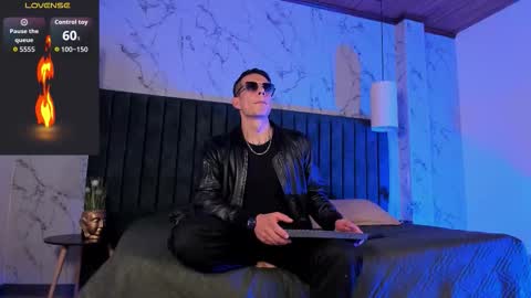 Dustin Sonne online show from 4, 11, 2025