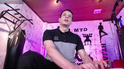 Dustin Sonne online show from 4, 2, 2026