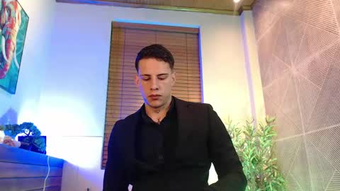 Dustin Sonne online show from 19, 4, 2026