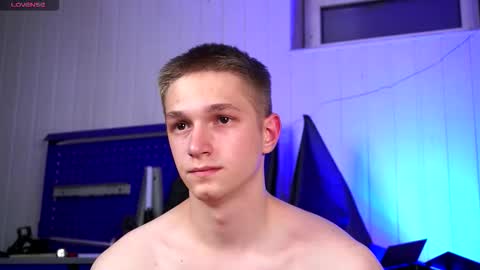 Dustyn online show from 31, 10, 2025