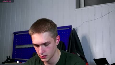 Dustyn online show from 5, 11, 2025