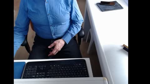 dutchpornking2 online show from 14, 4, 2026