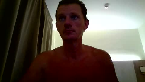 dutchwanker123 online show from 6, 12, 2024