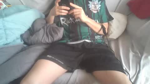Snapshot of dv3nd3 chatting on 18, 4, 2026 dv3nd3 online show from 18, 4, 2026