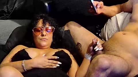 Snapshot of dvspapi chatting on 26, 10, 2025 Delilah Papi online show from 26, 10, 2025