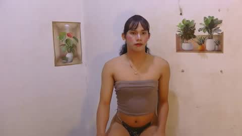 Snapshot of dy_namite chatting on 7, 5, 2026 dy_namite online show from 7, 5, 2026