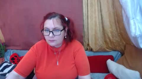 Snapshot of dyannelovee chatting on 23, 4, 2026 Dyanne online show from 23, 4, 2026