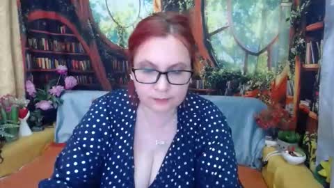 Snapshot of dyannelovee chatting on 10, 6, 2026 Dyanne online show from 10, 6, 2026