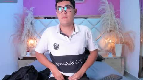 Snapshot of dylan_luxe chatting on 14, 4, 2026 Dylan online show from 14, 4, 2026