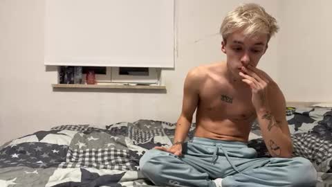 Snapshot of dylanandollie chatting on 18, 1, 2025 Dylan and Ollie online show from 18, 1, 2025