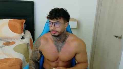 Snapshot of dylanrivera_ chatting on 25, 6, 2026 Dylan Rivera online show from 25, 6, 2026