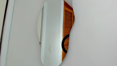 D Y L A N online show from 11, 9, 2025