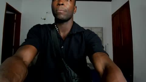 Snapshot of dylantaylor_1 chatting on 12, 4, 2026 Dylan Taylor online show from 12, 4, 2026