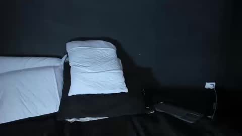 ---DYLAN--- online show from 11, 11, 2025