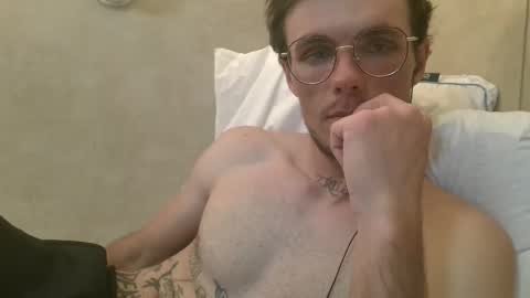 Snapshot of dylp400 chatting on 6, 2, 2025 dylp400 online show from 6, 2, 2025