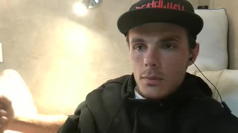 Snapshot of dylp400 chatting on 12, 2, 2025 dylp400 online show from 12, 2, 2025