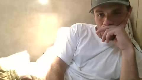 Snapshot of dylp400 chatting on 19, 2, 2025 dylp400 online show from 19, 2, 2025